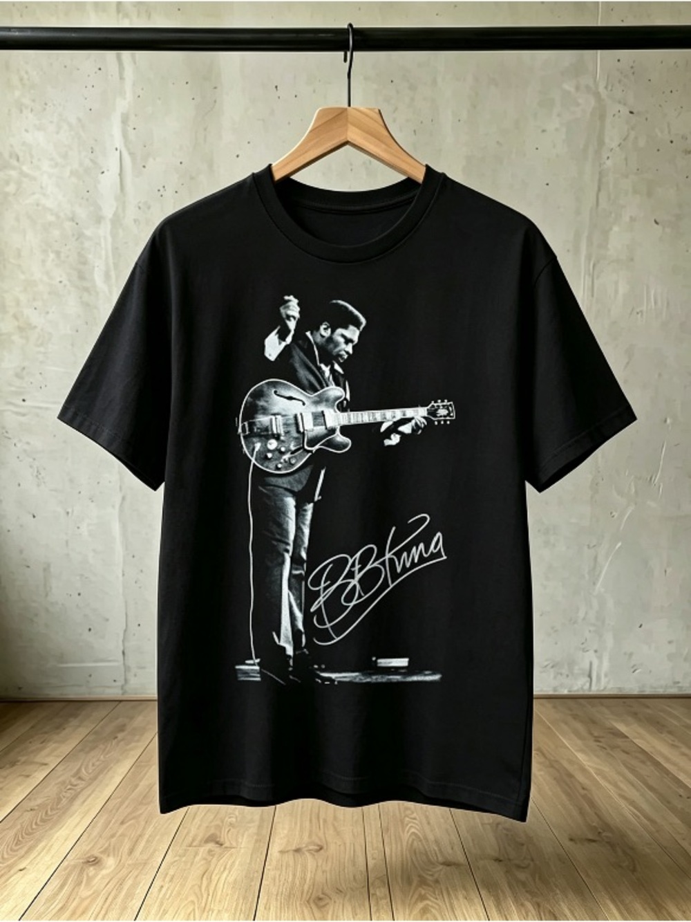 Bb King The King Of Blues Black T-Shirt Unisex